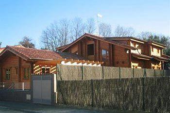 Accommodation De Salut Somlom Сант-Эстеве-де-Палаутордера Экстерьер фото